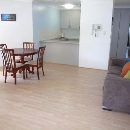 Palm Beach Holiday Resort โกลด์โคสต์ ห้อง รูปภาพ